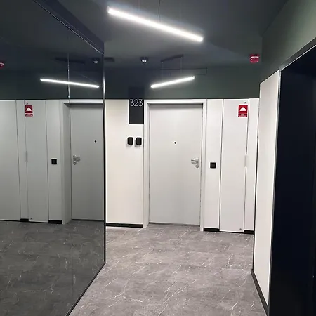 Modern In The Heart Of Browary Warszawskie Appartamento